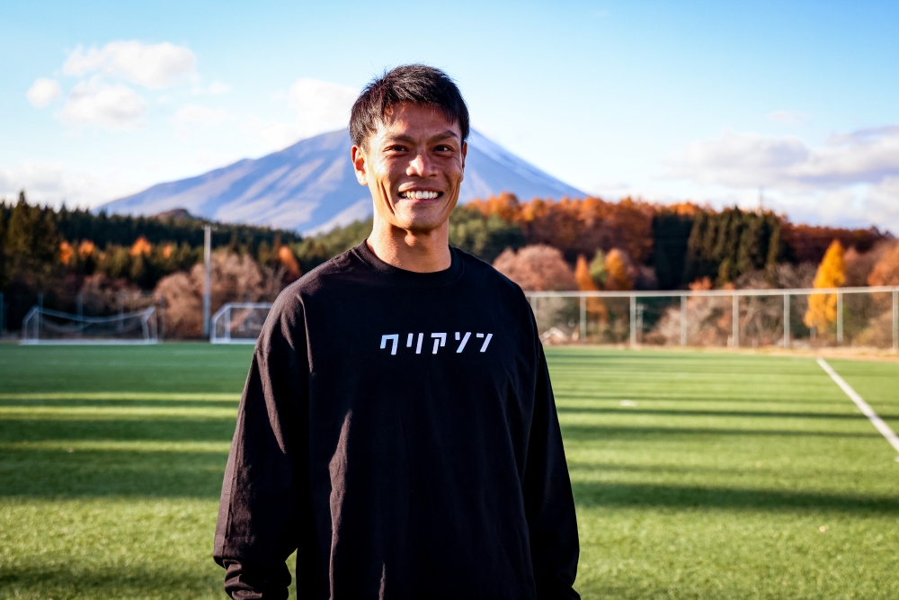 【NEW】カタカナクリアソンロングTシャツ 4,200円（税込）