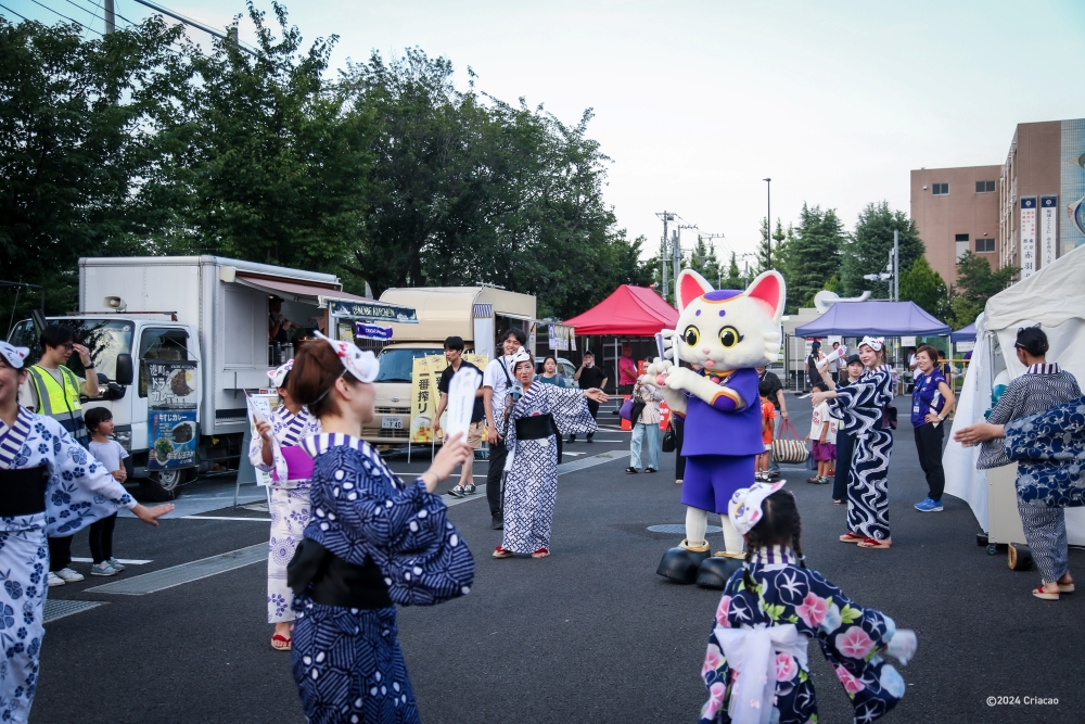 試合前とハーフタイムにみんなで盆踊り！