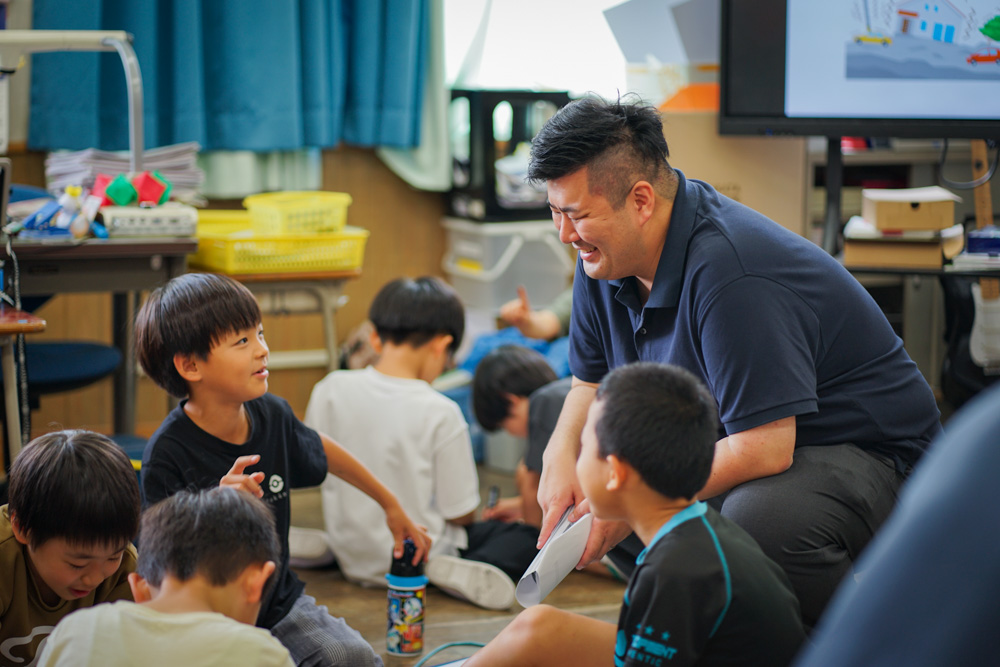 クリアソン新宿のパートナーが小学生に授業！柏木小学校で「太陽の授業」を開催