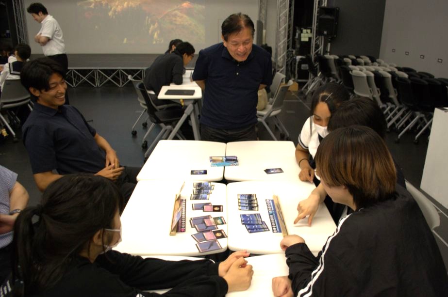 宝塚大学東京メディア芸術学部×成女高等学校×クリアソン新宿×NPO法人SoELa×新宿区　カードゲームで環境課題を学ぶ「マイアース新宿版」を制作　地域連携プロジェクトを開始