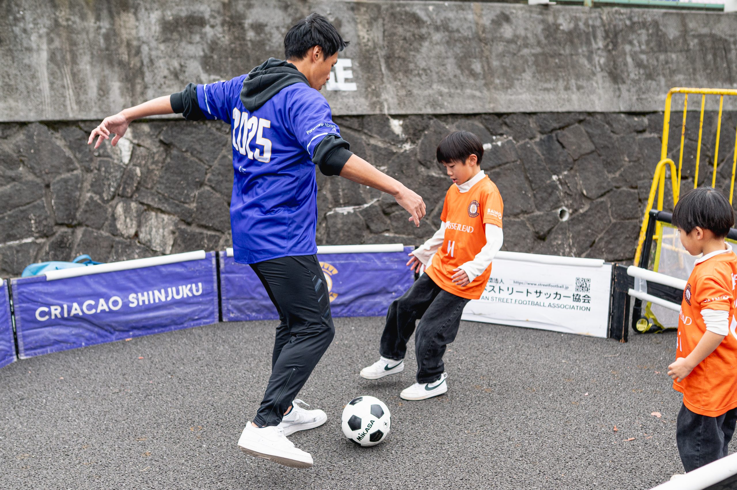 ストリートサッカー