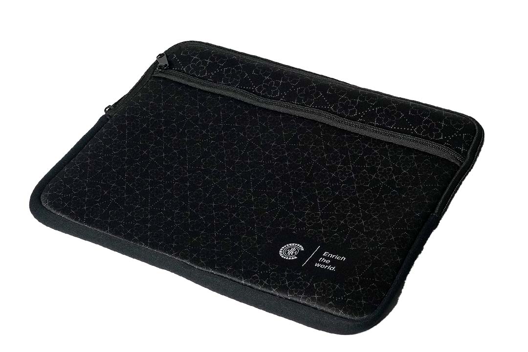 【NEW】PCケース 2,970円（税込）