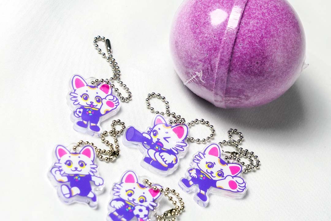 【イチオシ】くりあにゃんバスボール（チャーム入り） 990円（税込）